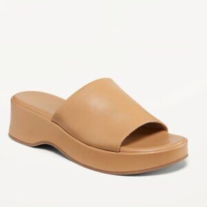 NWOT - Old Navy Platform Slide Sandal